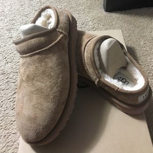 UGG Australia Classic Suede Slippers CHESTNUT